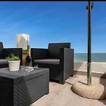 Carvajal Beach Apartment
